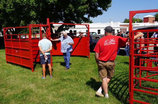 Dealers converge on Linn to see new, upgraded equipment
